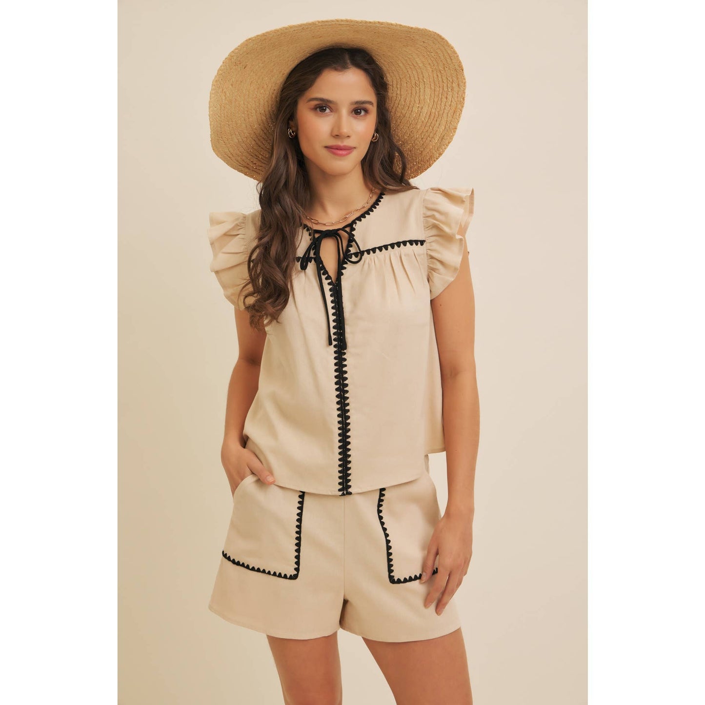 ELASTIC WAISTBAND LINEN SHORTS WITH EMBROIDERY