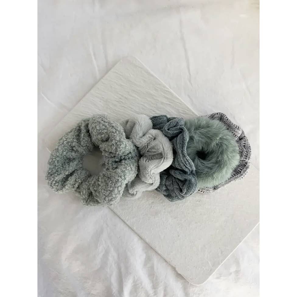 Velvet Scrunchies Set - IVORY