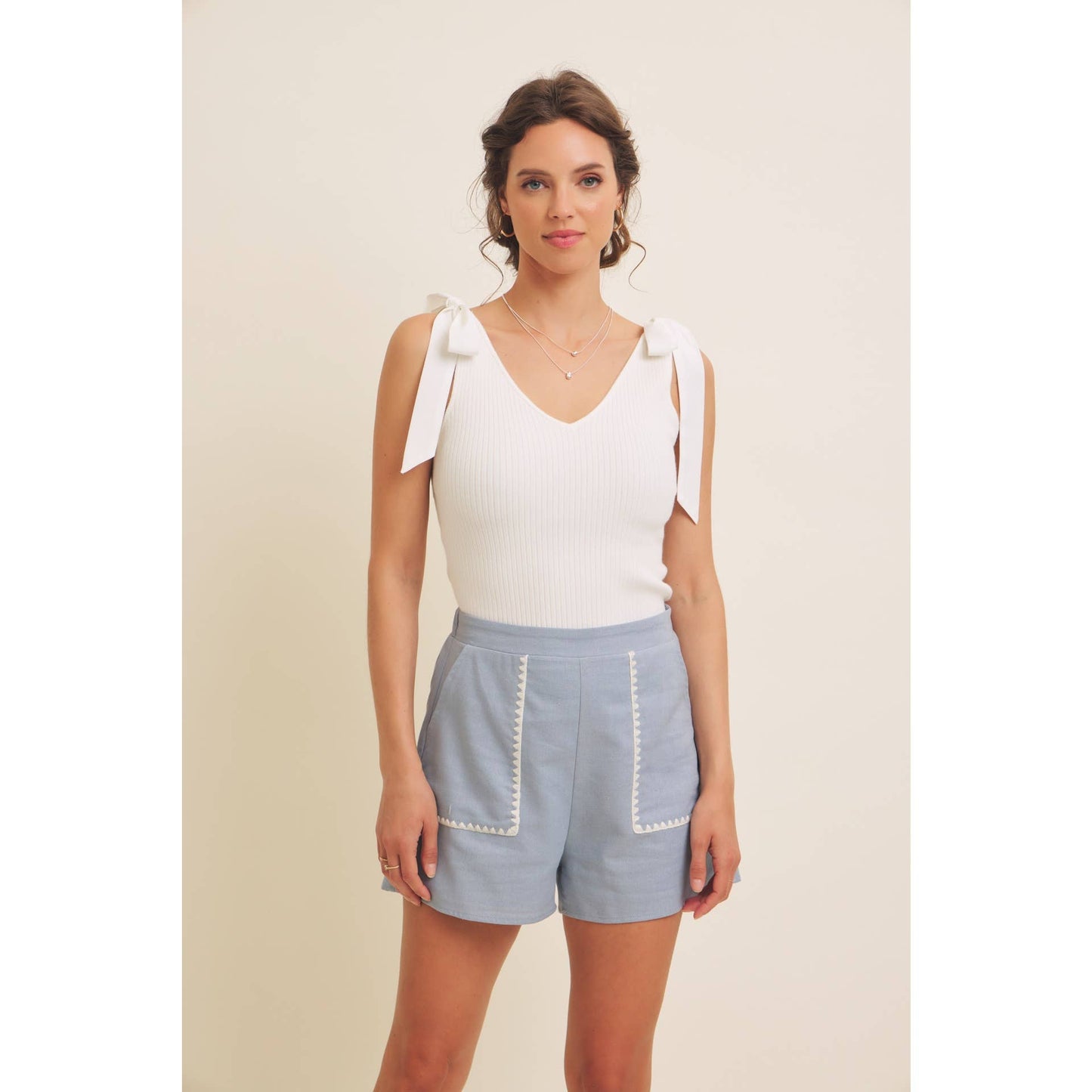 ELASTIC WAISTBAND LINEN SHORTS WITH EMBROIDERY