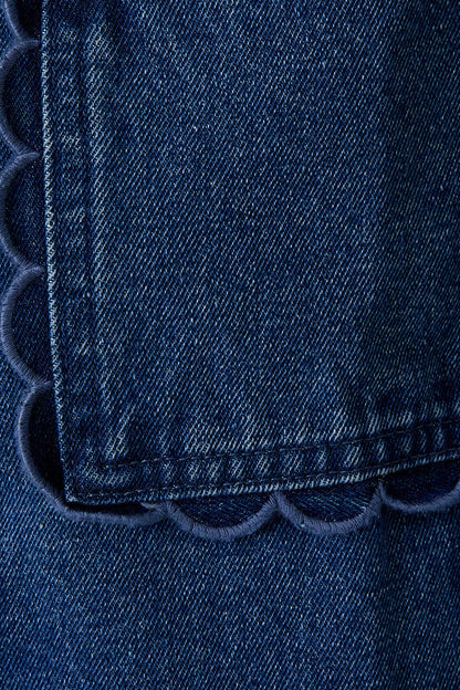 LONG SLEEVE SCALLOP EMBO POCKET DENIM JACKET