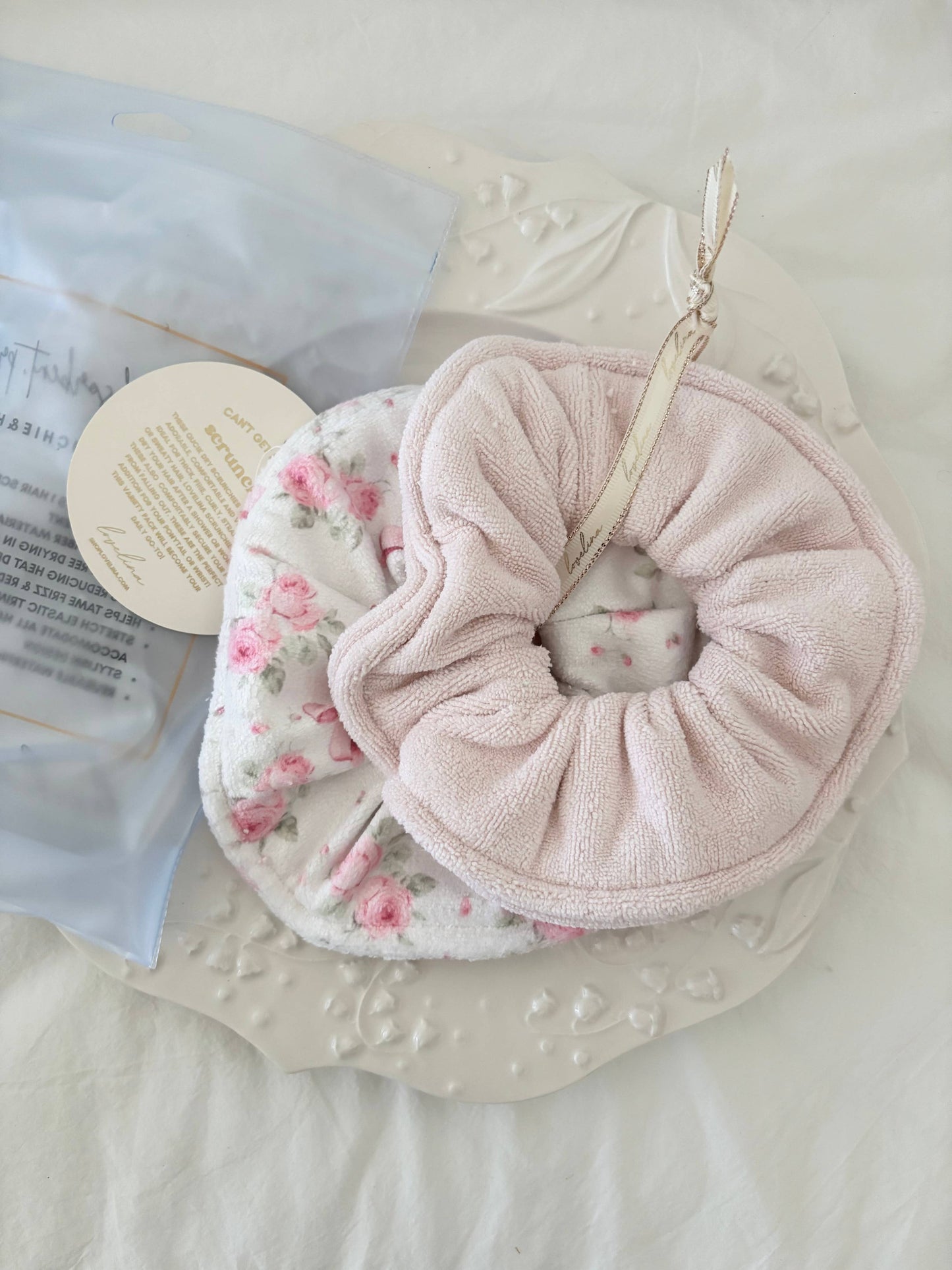 Hair towel scrunchies - Blue floral